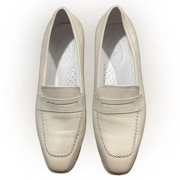 Mona Flying Ivory Leather Penny Loafers US 8 Italian Leather Quiet Luxury - Picture 2 of 9